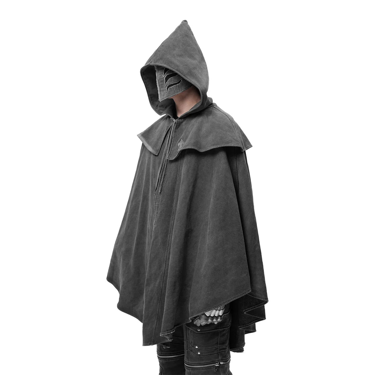 SILVER MANTLE CLOAK